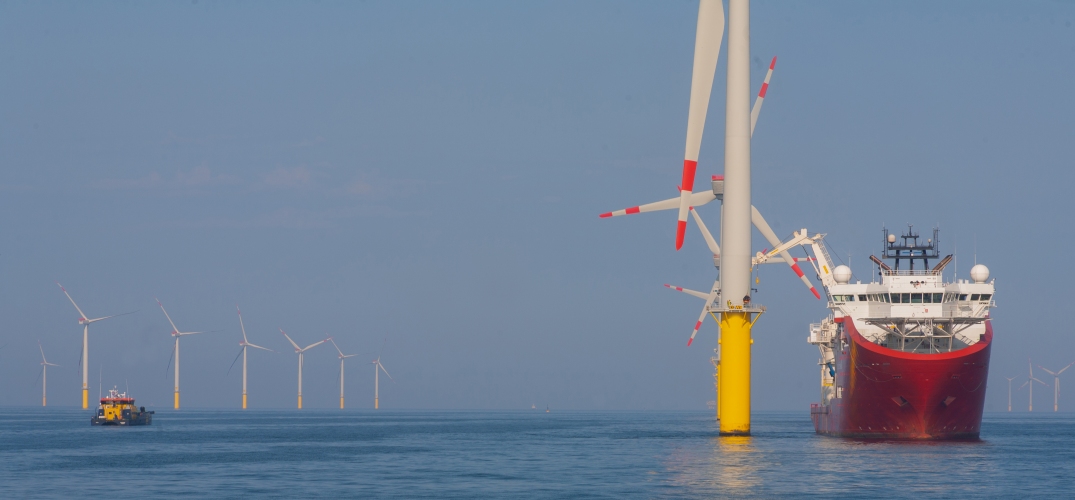 Wind_Farm_Crane